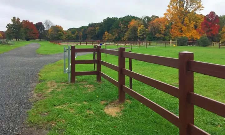 3 Rail HDPE Fencing for horses, livestock and animal containment