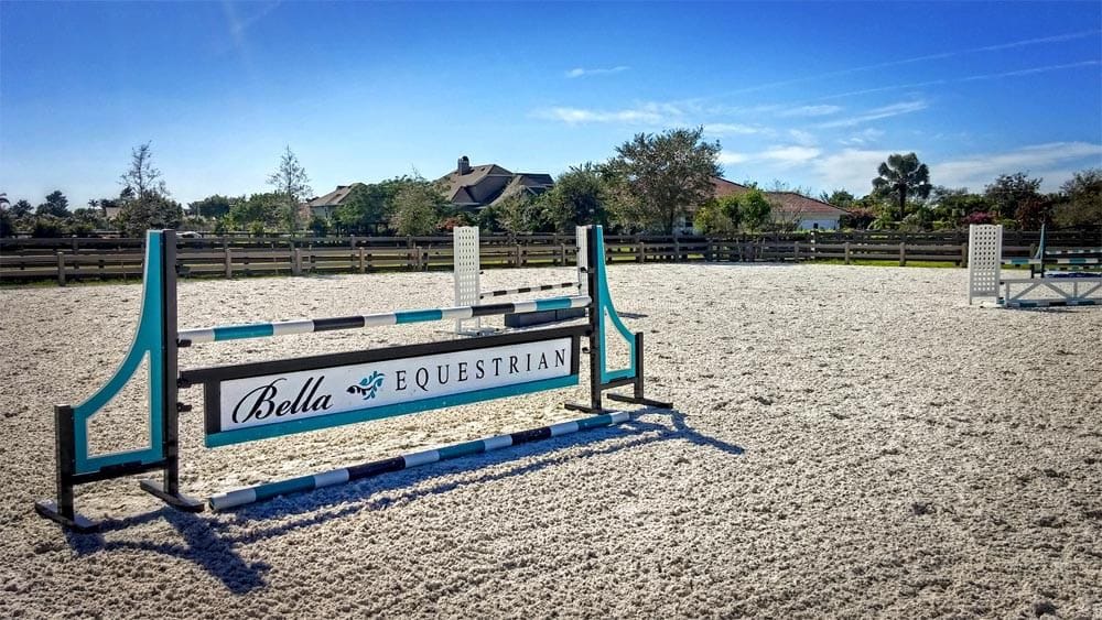 horse-fencing-arena Horse fencing arena